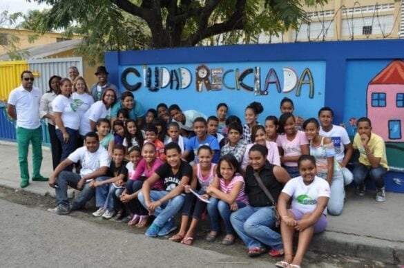 Inauguración nuevo Mural del proyecto Educativo Medioambiental La Ciudad Reciclada