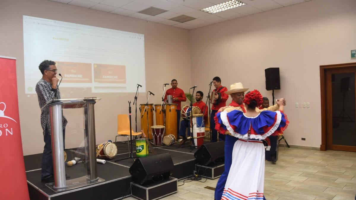Centro León presenta archivo sonoro digital Fradique Lizardo